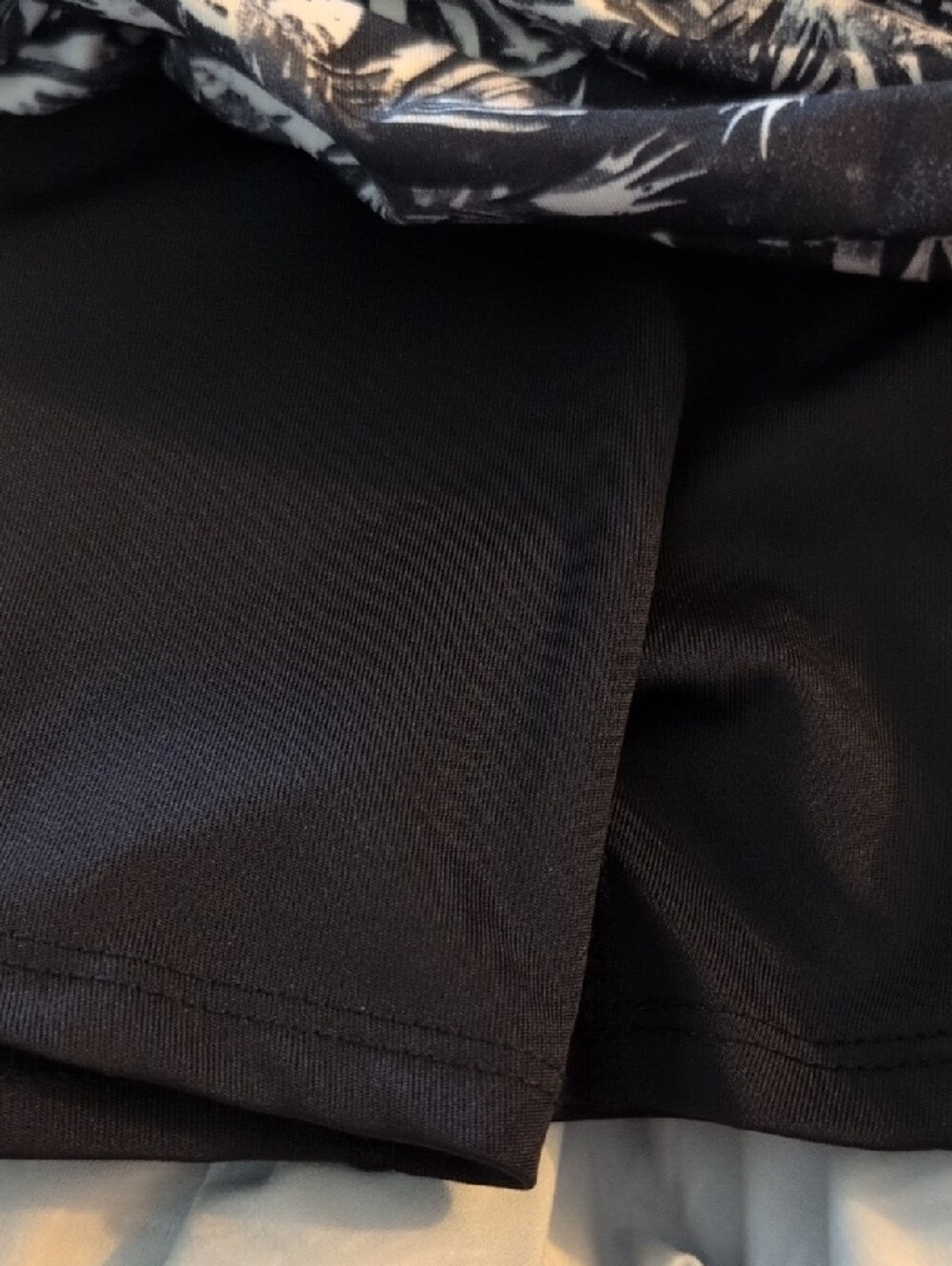 Black and White Palm-Print A-Line Skirt Brand New - Picture 3 of 4